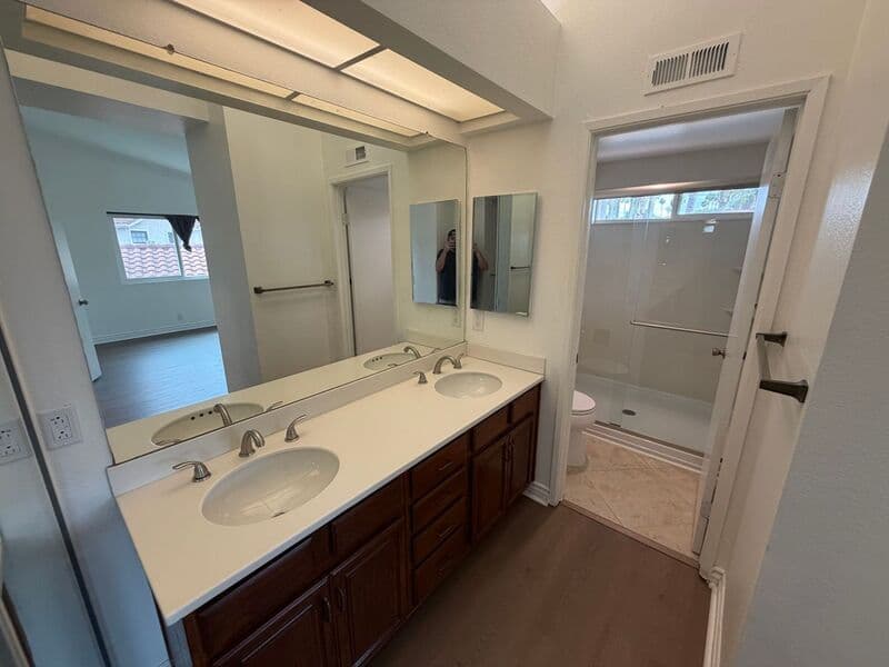 San Diego House: 7110 Caminito Zabala