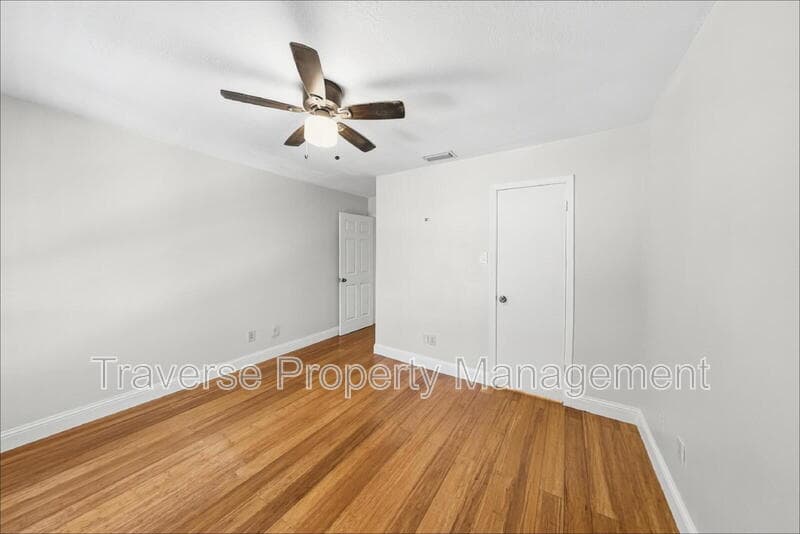 Arlington Condo: 1108 Quail Valley Ln