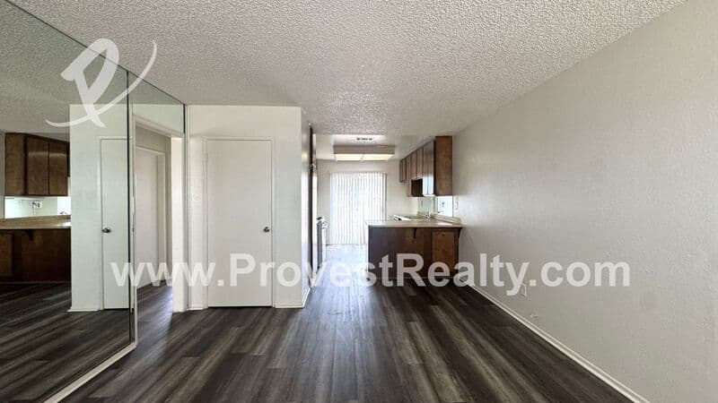 Apple Valley House: 13191 Kiowa Rd