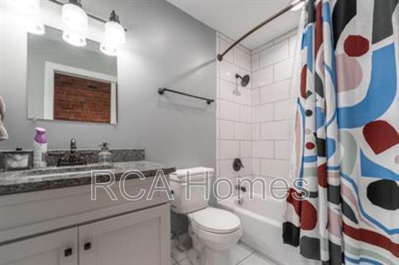 Indianapolis House: 2154 North Delaware Street - A