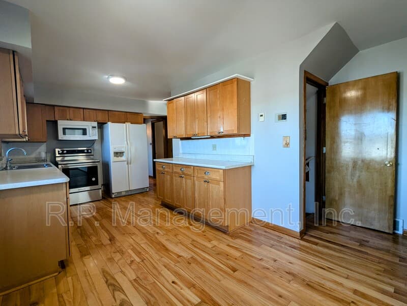 Maplewood House: 2303 Atlantic St