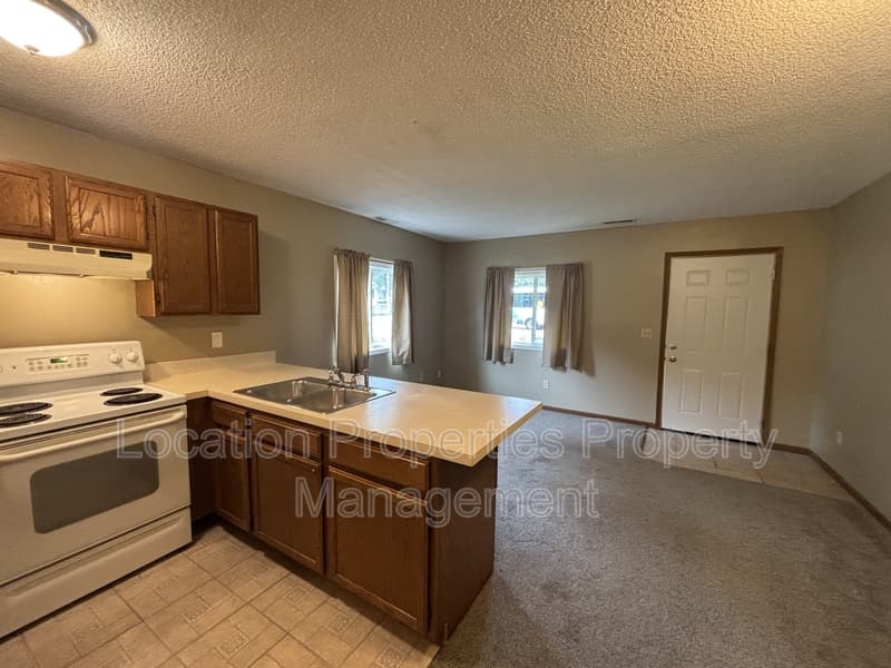 Lawrence Condo: 1315 West 5th Street - 1315
