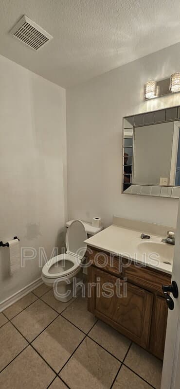 Corpus Christi House: 6014 Lipes Boulevard