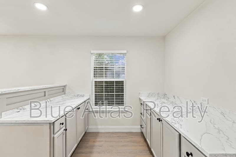 Arlington House: 116 Maple Street - A