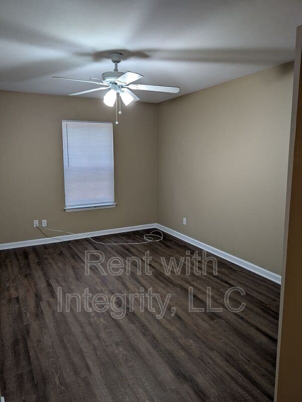 Tallahassee House: 4250 Augustus Oak Court