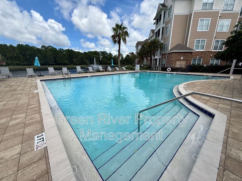 Jacksonville House: 11251 Campfield Drive