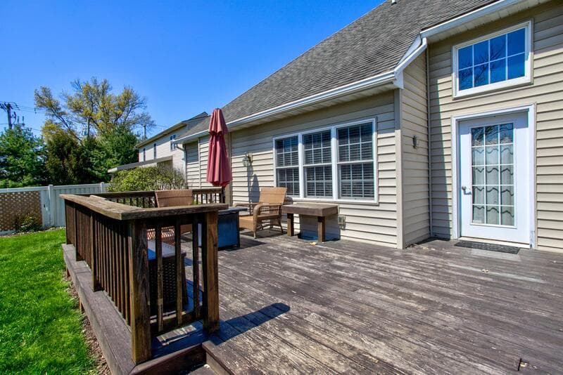 Lancaster House: 1007 Croft Drive