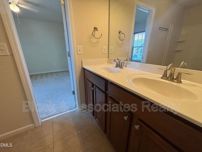 Wake Forest House: 1429 Kirkwood Hill Way