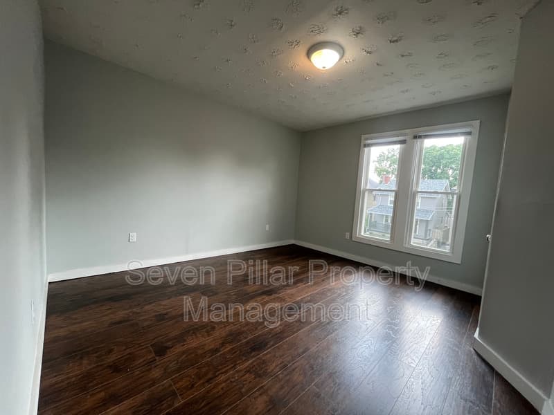 Columbus Condo: 114 Dana Ave