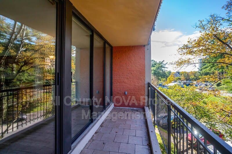 Alexandria Condo: 4 S Van Dorn St