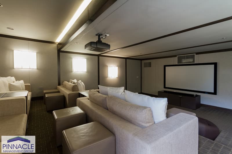 Honolulu Condo: 1009 Kapiolani Blvd #3504