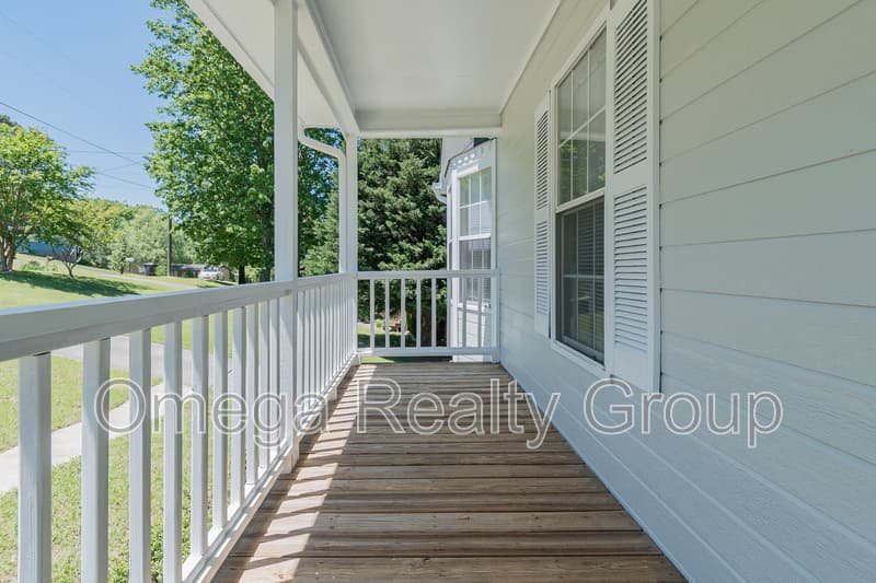 Pinson House: 6450 Kimberly Loop
