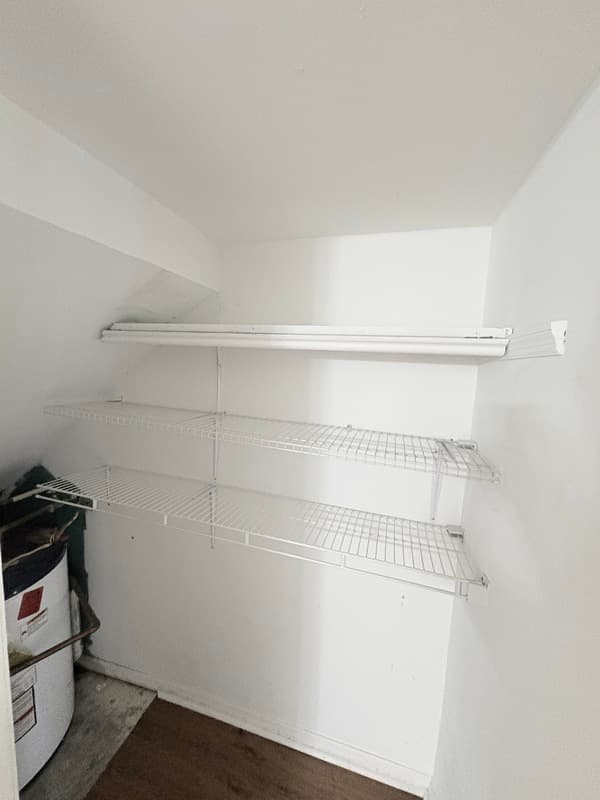 Columbia Townhome: 240 Jamil Rd