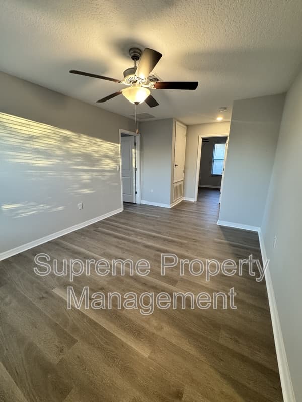 Riverview House: 12716 Lemon Pepper Drive