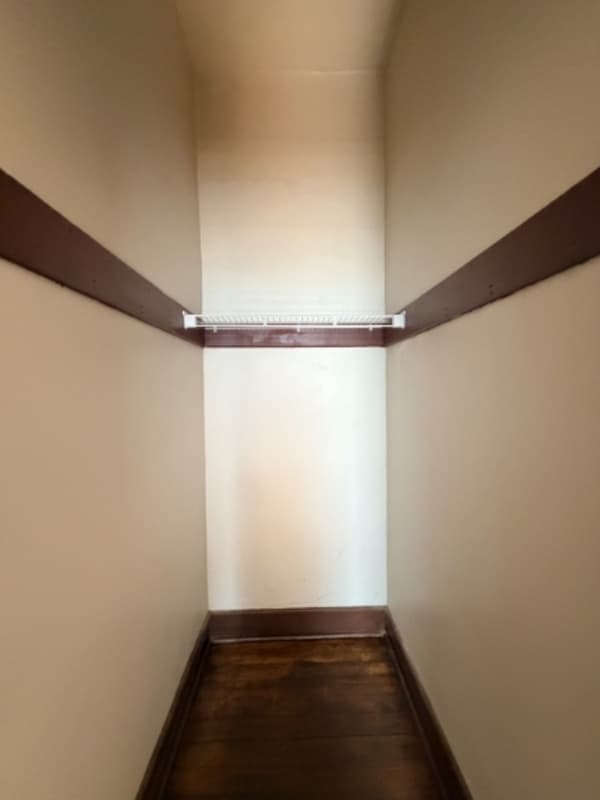 Davenport Condo: 608 W. 3rd St. #3D