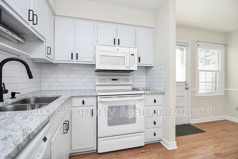 Charlotte Condo: 3726 Park Road