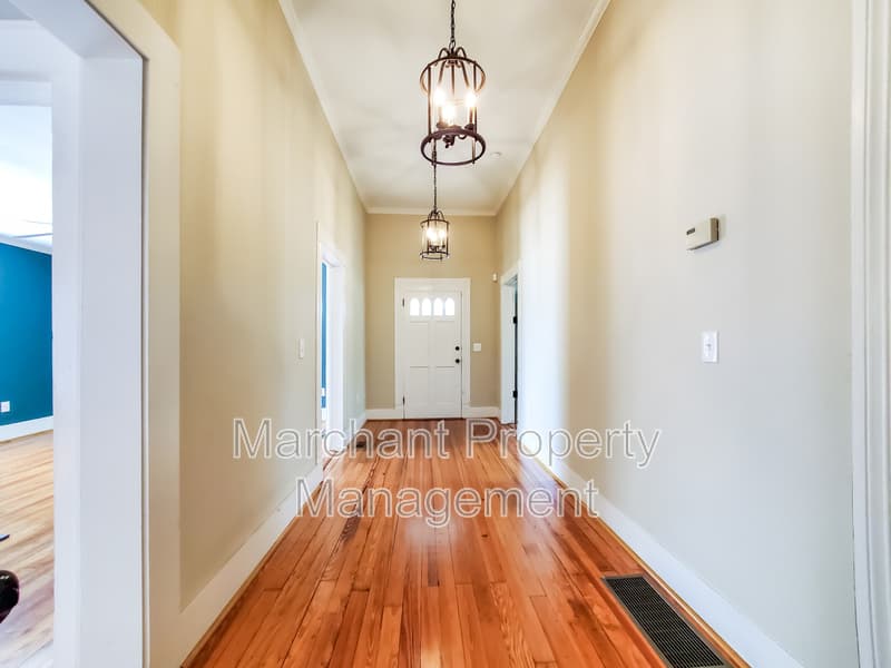 Greenville House: 1 Mission Street