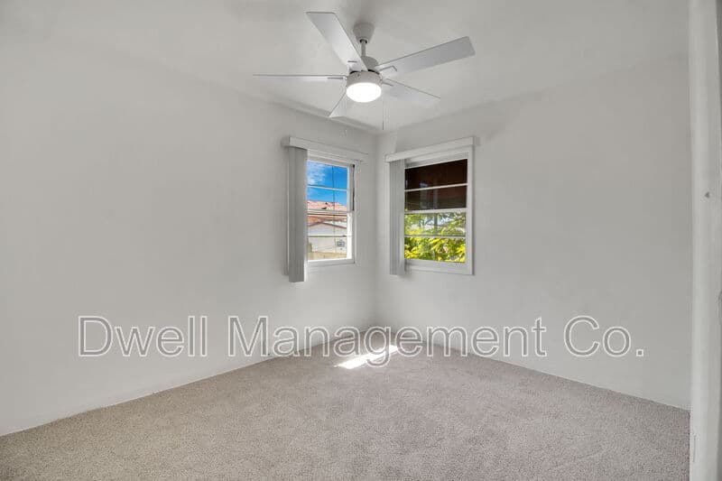 La Mesa Condo: 4833 Cypress St