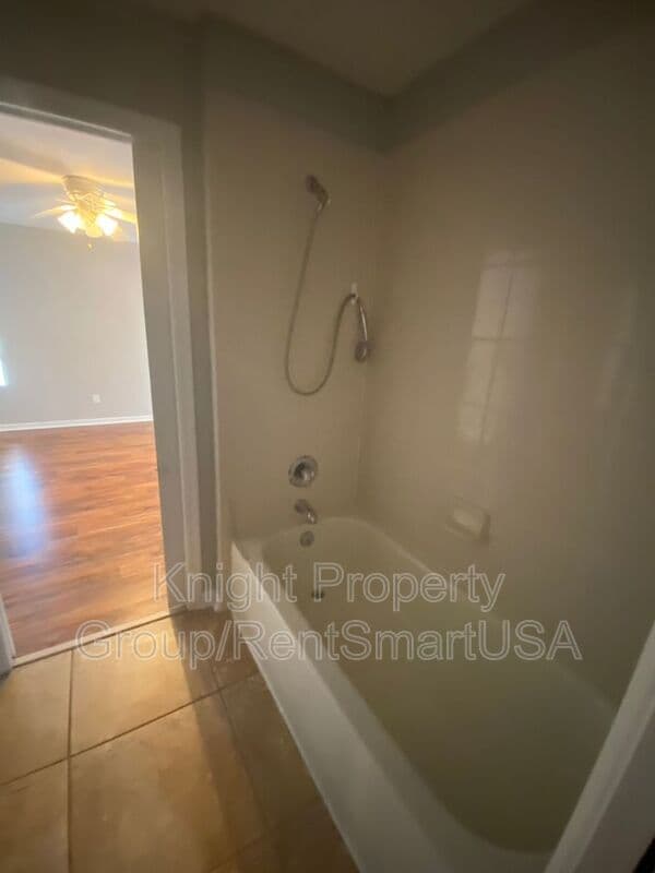 Apopka House: 2265 Home Again Rd.