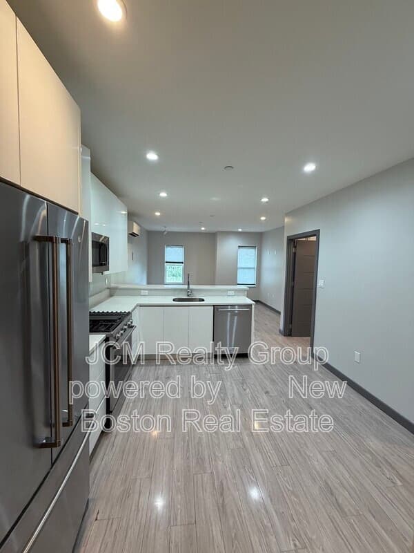 Quincy Condo: 145 Newbury Avenue