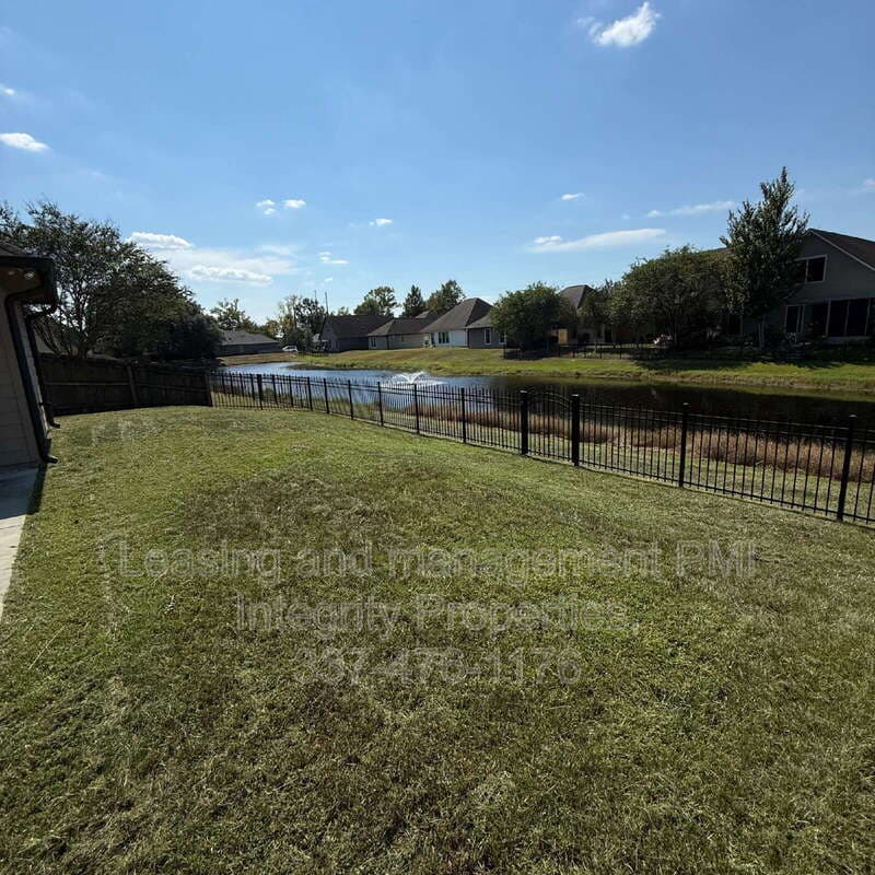 Baton Rouge House: 10931 Grace Lane