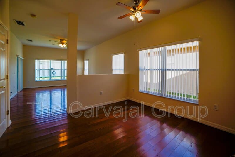 Poinciana House: 1196 Glendora Road North