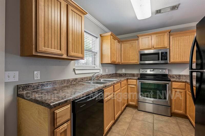 Springdale Condo: 2210 Karrington Rdg