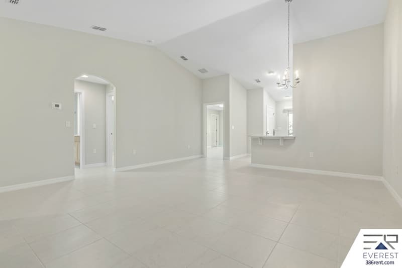 Palm Coast House: 104 Slumber Meadow