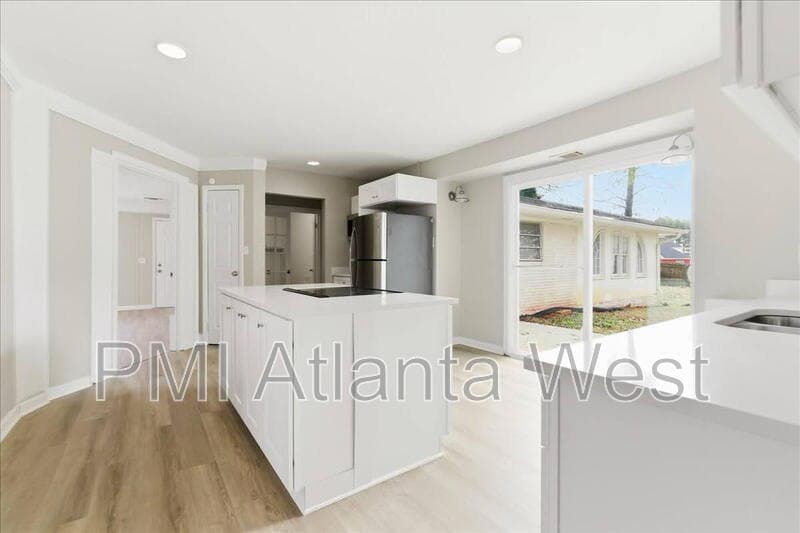 Decatur House: 4203 Hapsburg Ct