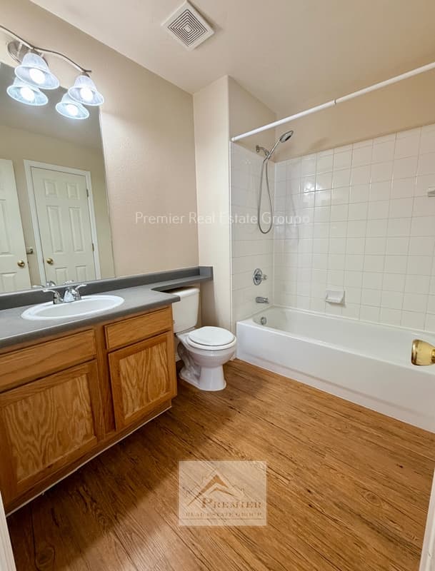 Palmer Lake Condo: 66 Vale Circle