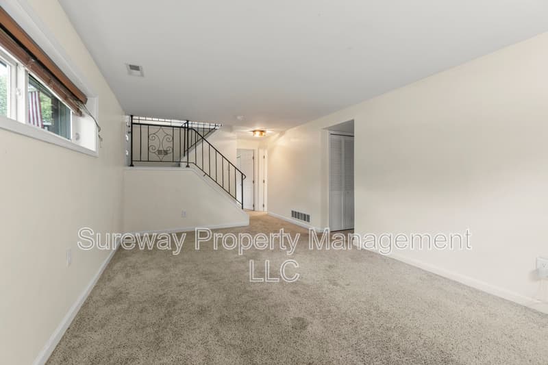 Browns Mills House: 211 California Trail