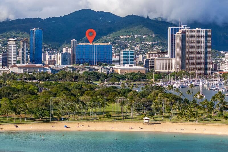 Honolulu Condo: 1555 Kapiolani Blvd