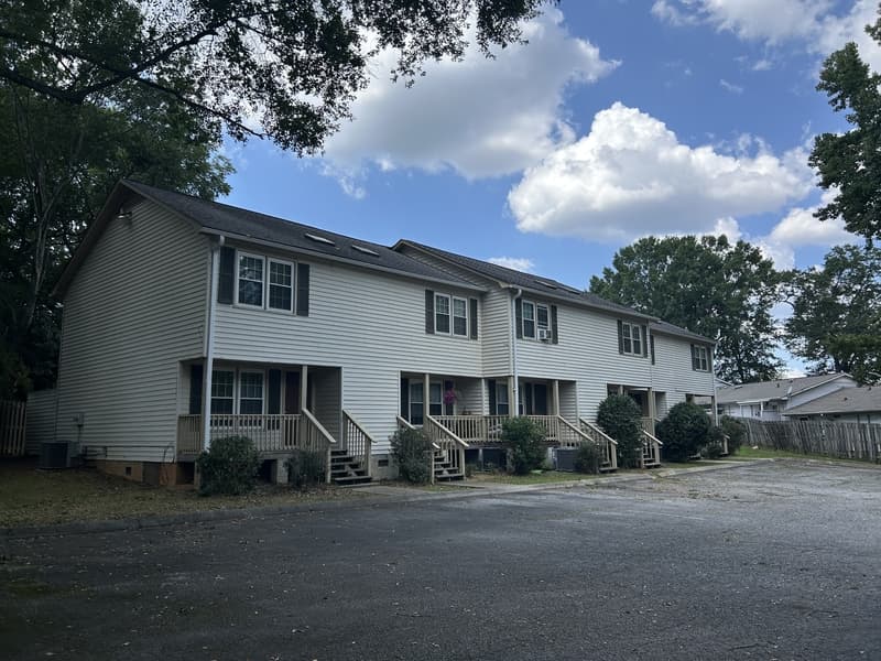 Mauldin Condo: 107 Rainbow Circle - 9