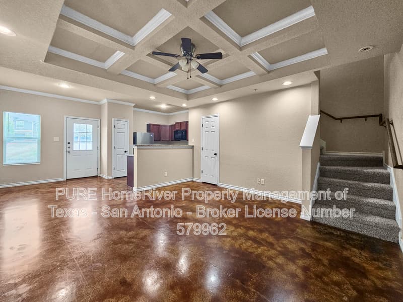 San Antonio House: 6322 Attucks Ln