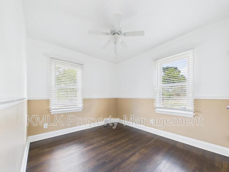 Akron House: 1263 Atwood Ave