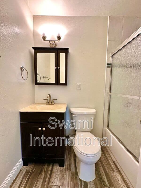 Lomita House: 25530 Oak St.
