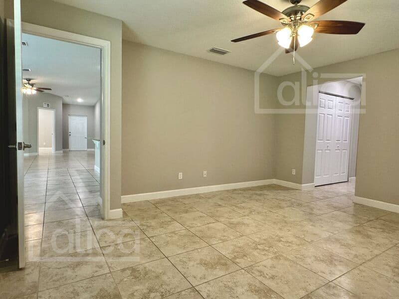 Palm Bay House: 573 Lambright St Sw