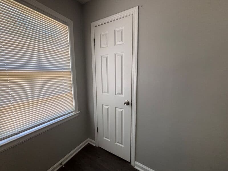 Memphis House: 3581 Kensett Dr