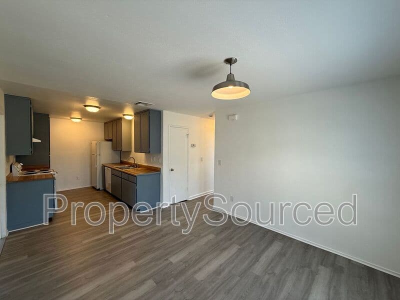 Stockton Townhome: 1944 Hickock Ct
