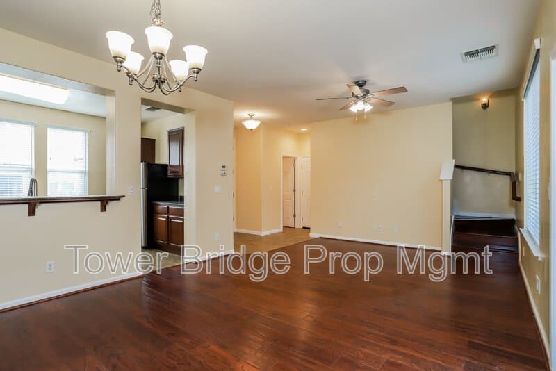 Rancho Cordova House: 11825 Everdell Way