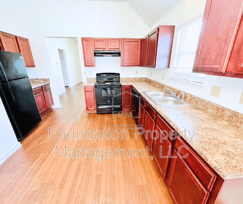 Memphis Condo: 1314 Crosstown Court
