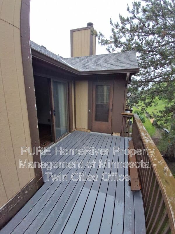 Bloomington Condo: 5231 Balmoral Ln
