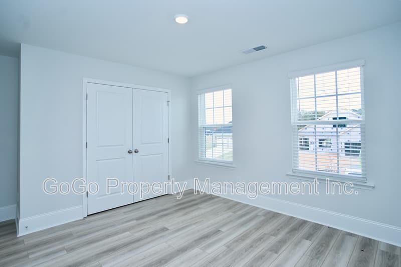 Greenville House: 114 Horace Court Drive