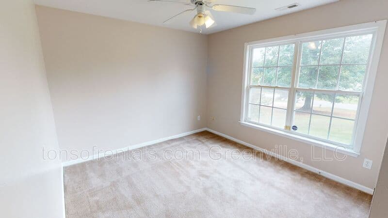 Lyman House: 226 Heatherbrook Drive