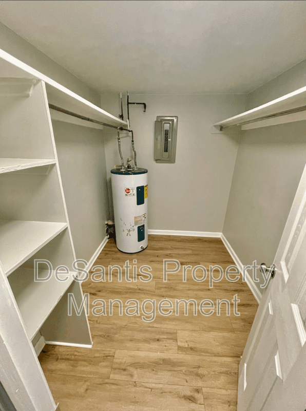 Baden Condo: 628 Steel Street