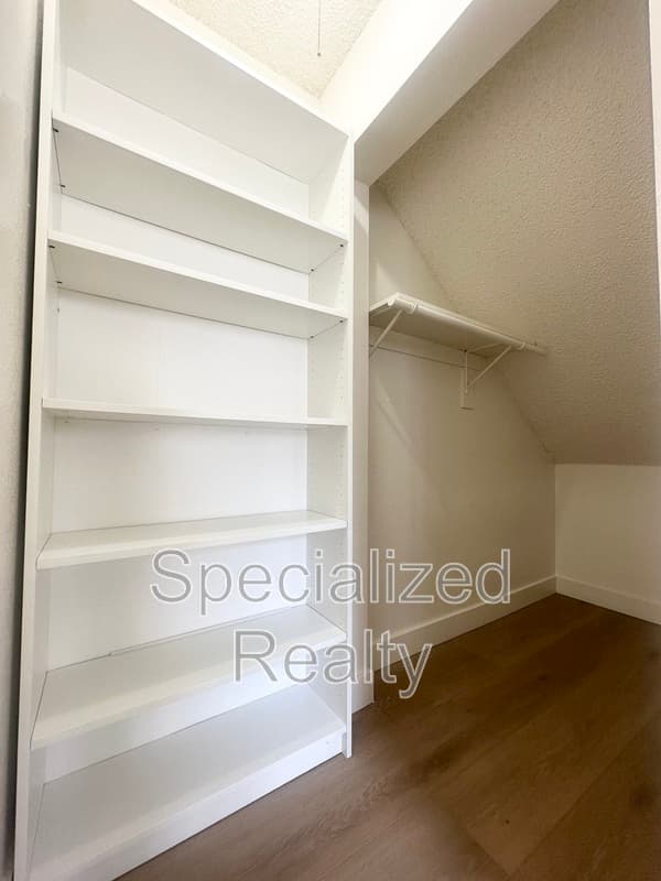Burbank Condo: 328 E. Providencia Ave.
