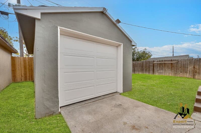 Sacramento Condo: 5112 Gordon Drive