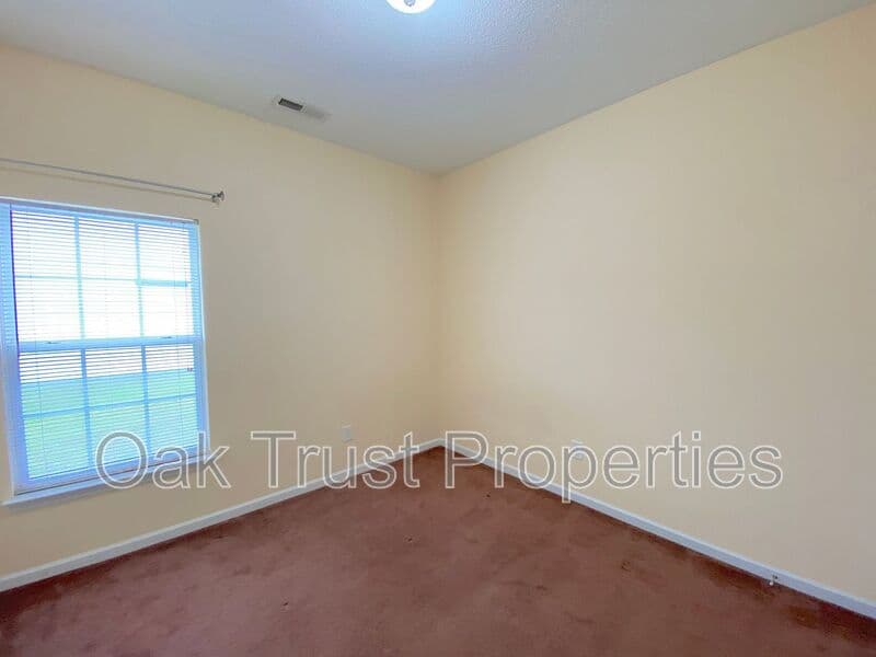Goose Creek House: 119 Speer St