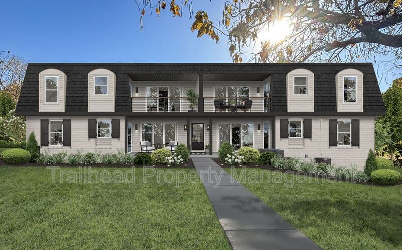 Overland Park House: 8455 Robinson Street