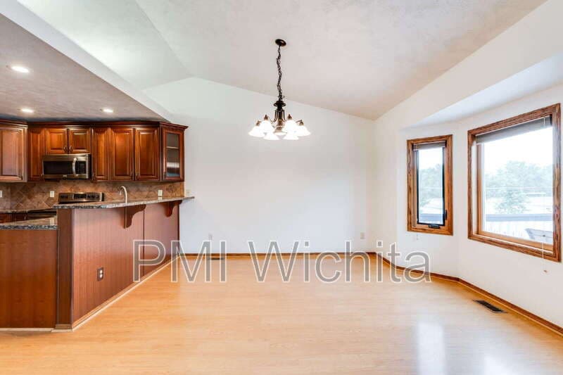 Wichita House: 6514 W Briarwood Ave